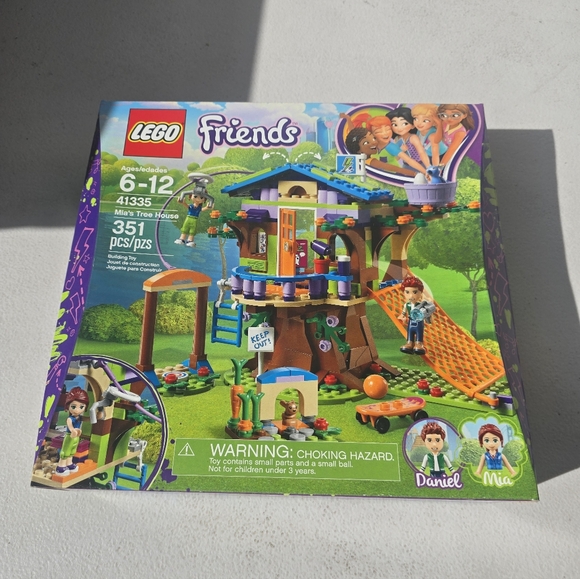 LEGO Friends Colorful Treehouse Adventure Set #351